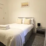 Charming Flat In Stokes Croft