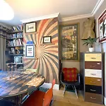 Cosy Period Bristol Property With Spacious Garden