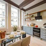The Florin - 1 Bedroom Apartment In Central Bristol By Mint Stays