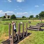 Nine Yards Family Glamping @ Farrington\'S Farm