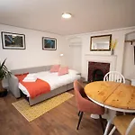 Base78, Your Place In Bristoi, Close To Station, Harbourside & City