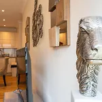 Vibrant Old City 2Br Apartment - Full Kitchen Wifi