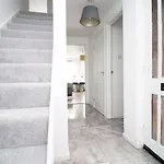 4 Bedroom With Free On Street Parking