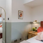 Redland Place - Your Apartment