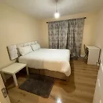 Shared House In Chakeshill Drive