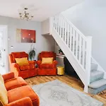 No10 Bristol - 2 Bedroom House With Private Garden And Parking