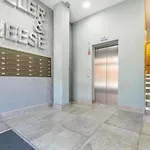Harbourside Haven - One Bed Apartment With Balcony