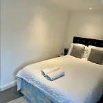 Comfortable City Centre Room