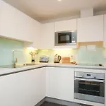 Cleyro Serviced Apartments - Finzels Reach