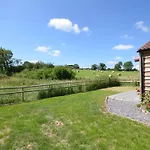 2 Bed In Bristol 75697