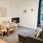 Cozy 2Br In Bristol City Centre