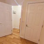 2 Bed Flat,Sleeps 4,Wifi,Near Cabot Circus,Bri 1Mi