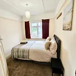 Small Double Room Near Southmead
