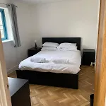 4 Bedroom Bungalow In Frampton