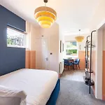 Your Apartment I Clifton House