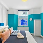 Boutique Apartment - Terrace And Garden