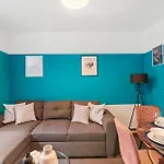 Boutique Apartment - Terrace And Garden