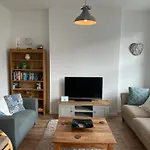 Wonderful 3 Bed In Old Market