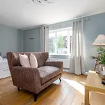 Alison Court - Urban Apartments