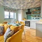 Blandford - 1 Bedroom Luxury Apartment By Mint Stays