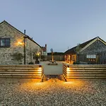 The Cottage- Hopewell