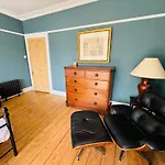 A Gorgeous Edwardian Home In City Centre