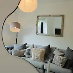 Caslon Court One Bedroom Flat