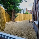 Brislington Base Super Convenient Apartment In South West By Staystaycations