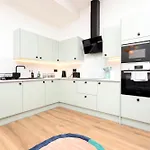 No 3 Princes - Stylish Stay For Work & Leisure