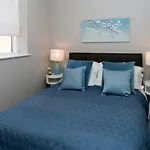 Deluxe Townhouse Next To Cabot Circus