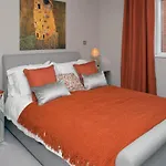 Deluxe Townhouse Next To Cabot Circus