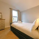 Raleigh 2 Bedroom Flat