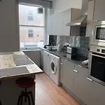 Wonderful 3 Bed In Old Market