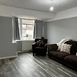 Family Home Near Cribbs Causeway And The Wave, Just 2 Minutes From Airbus And Rolls Royce