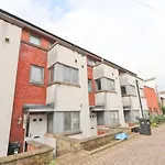 Amazing 2 Bed Townhouse Walking Distance From Bristol Temple Meads