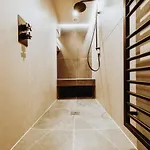 Clifton 32 - Apartment 1 - Hopewell