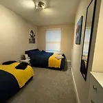 City Rd C - Central Location Long Stay By Shortstayuk