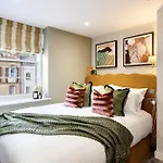 Colston Street I Your Apartment