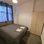 Cozy Room By Gloucester Road