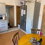 Lillymead Apartment