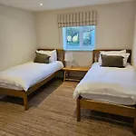Newditch Farm - Brs Airport