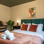 Brer - 1 Bedroom Luxury Apartment By Mint Stays