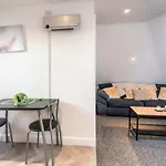 4 Sunnyside Contractors Long Stay By Shortstayuk