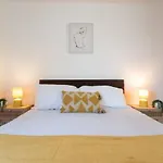 Flat 3 Sunnyside Contractor Long Stay By Shortstayuk