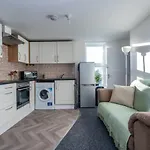 Flat 3 Sunnyside Contractor Long Stay By Shortstayuk
