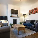 Elmhurst Avenue - Contractors Long Stay Parking By Shortstayuk