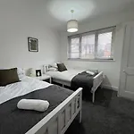 Boucher Place Contractors-Centre-Free Parking