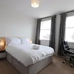 Stylish 2 Bed In Old Market