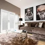 Rowan Tree - Your Apartment