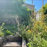 Peaceful 3 Double Bed House By Park